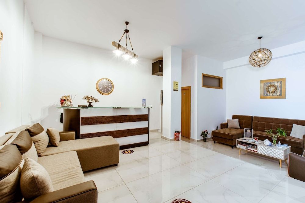 Deluxe Rooms 1