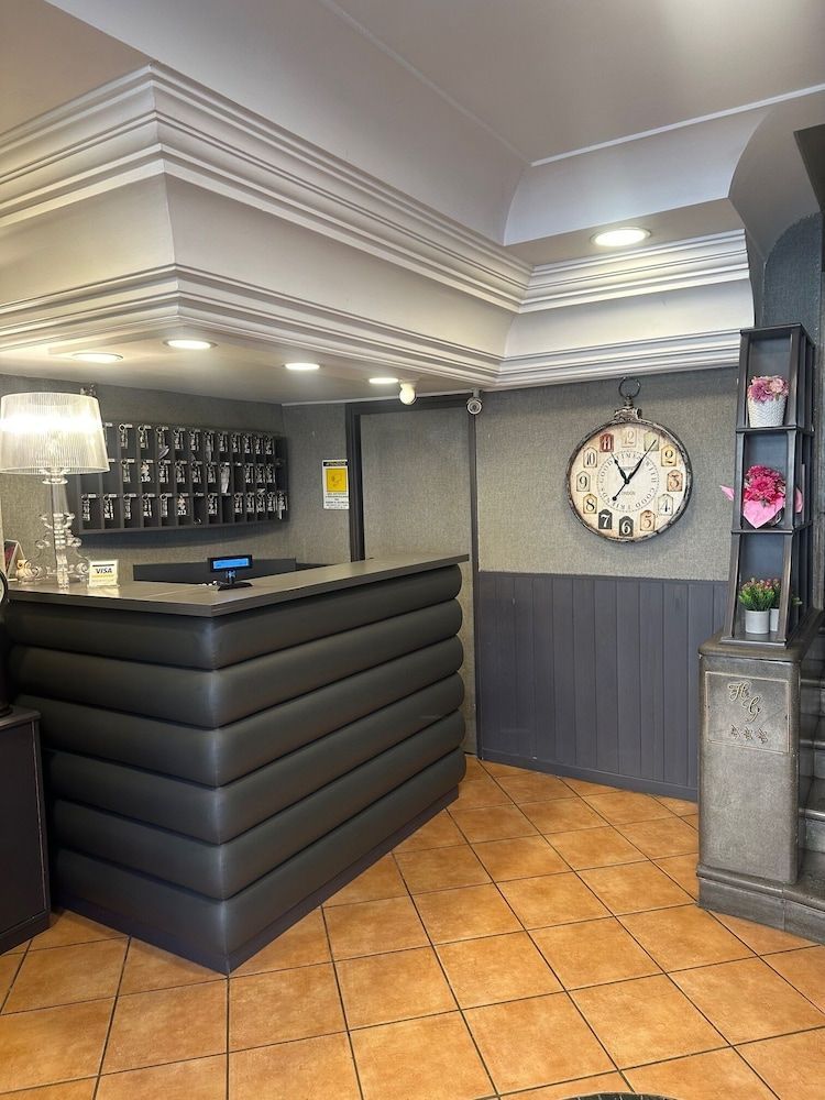 Smart station hotel 2
