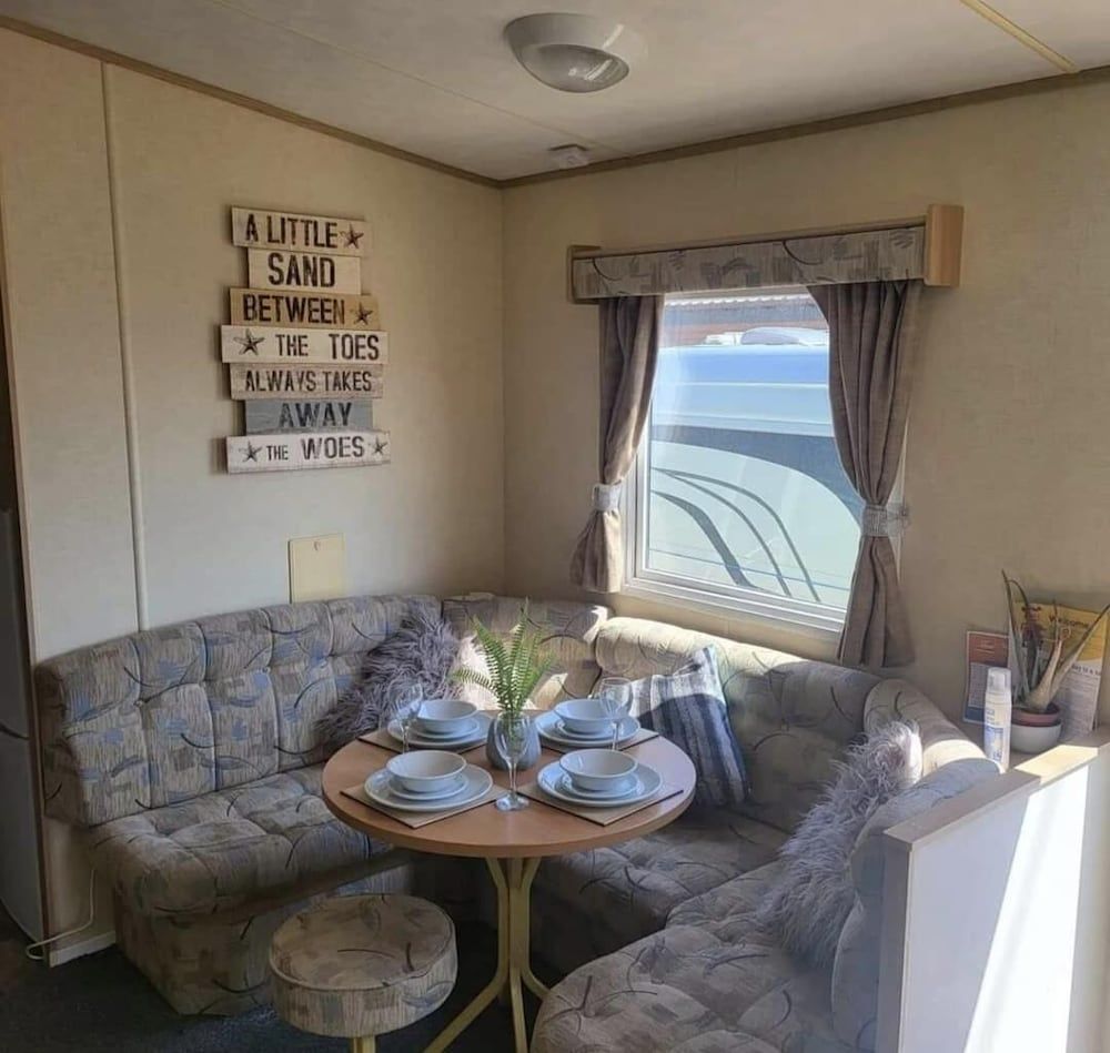 Warm and Snuggly 8-berth Static in Essex 1