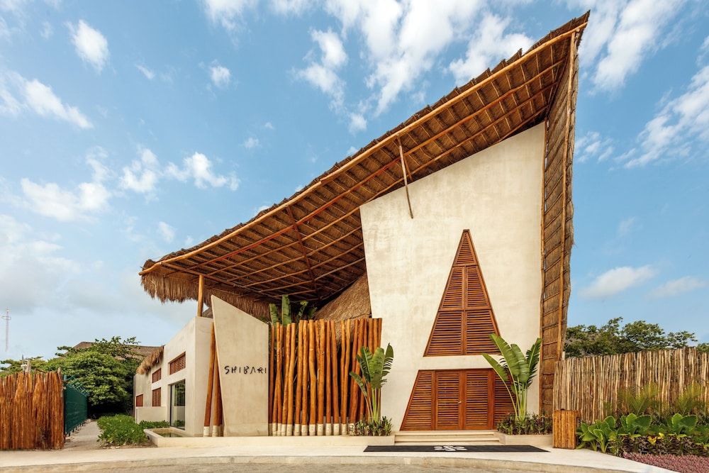 Hotel Shibari - Restaurant & Cenote Club 2