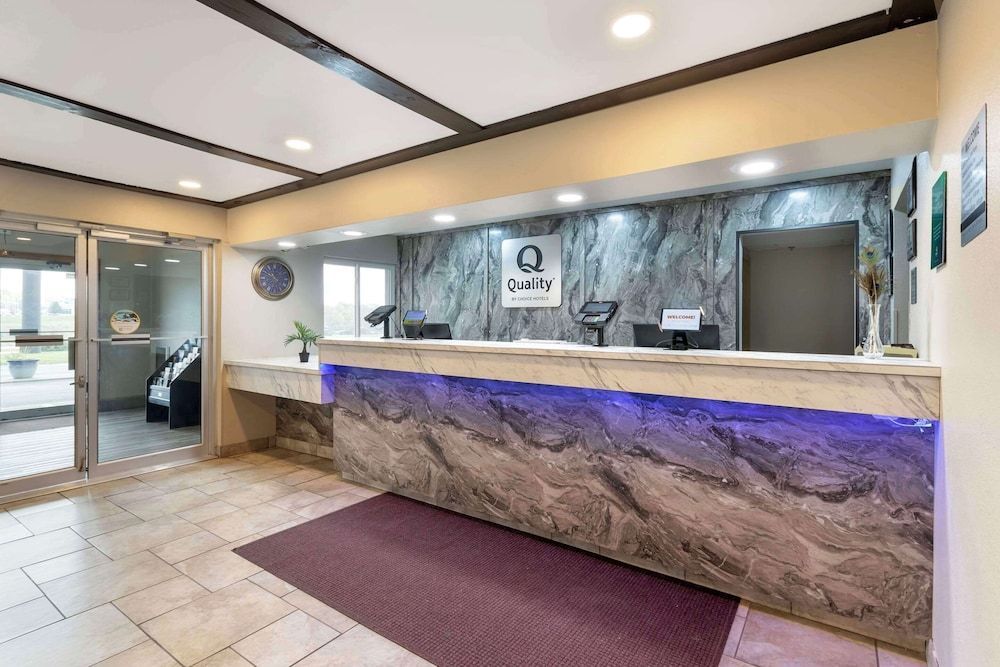 Quality Inn Newton at I-80 2