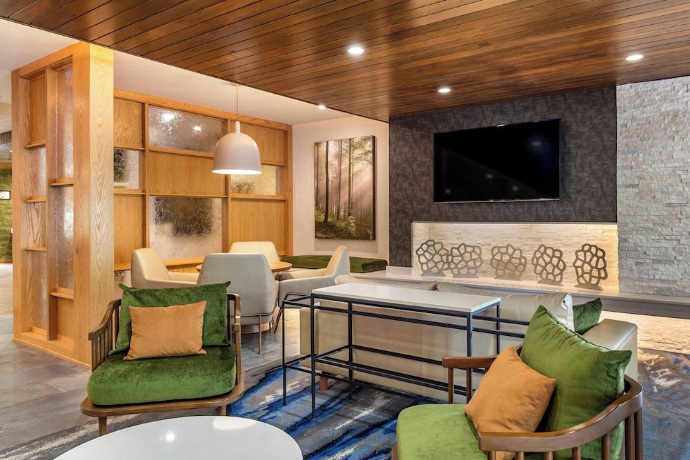 Fairfield Inn & Suites by Marriott Helen 2