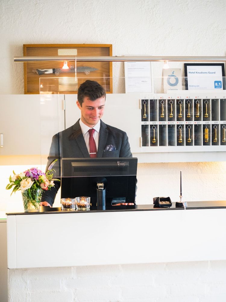 Milling Hotel Knudsens Gaard 2