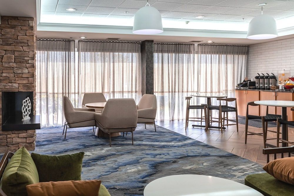 Fairfield Inn by Marriott Evansville West 2
