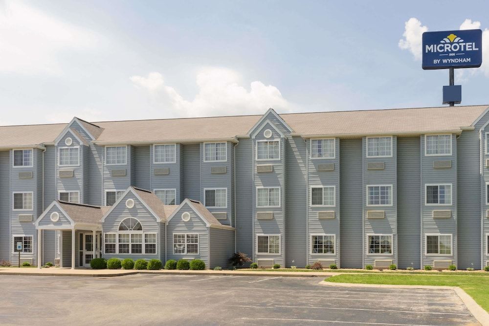 Microtel Inn Bowling Green 1