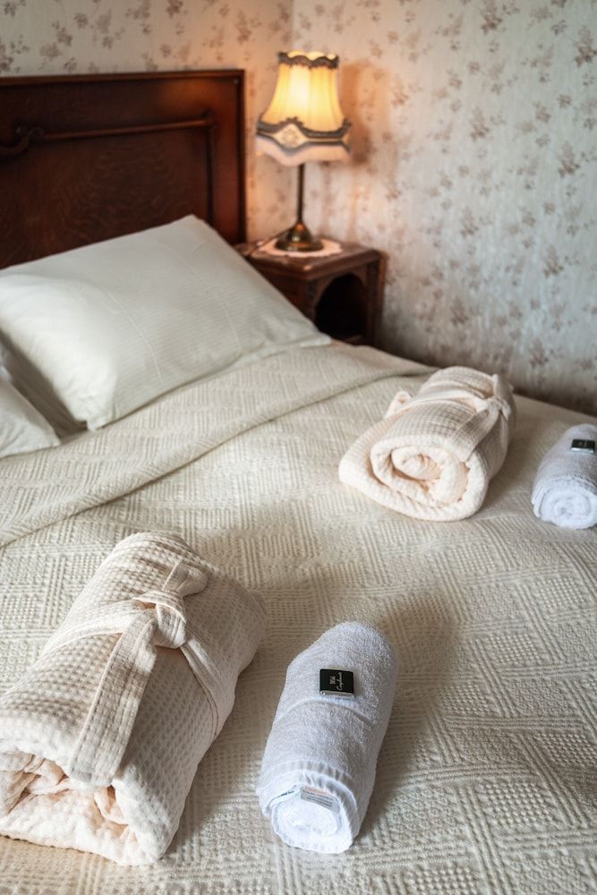 Boutique Hotel Anna by EJ Hotels 2