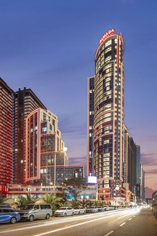 Ramada Plaza by Wyndham Batumi & Casino 1