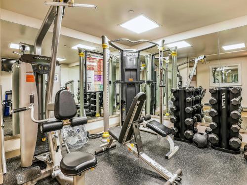 Aspen Square Condominium Hotel 2