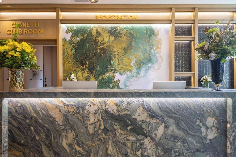 POSH on Kirkwood, A Boutique Hotel 2