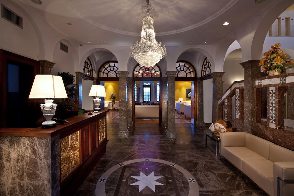 The Ashbee Hotel - The Leading Hotels of the World 2