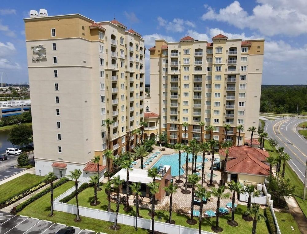 Premier Resort Condos Near Universal 1