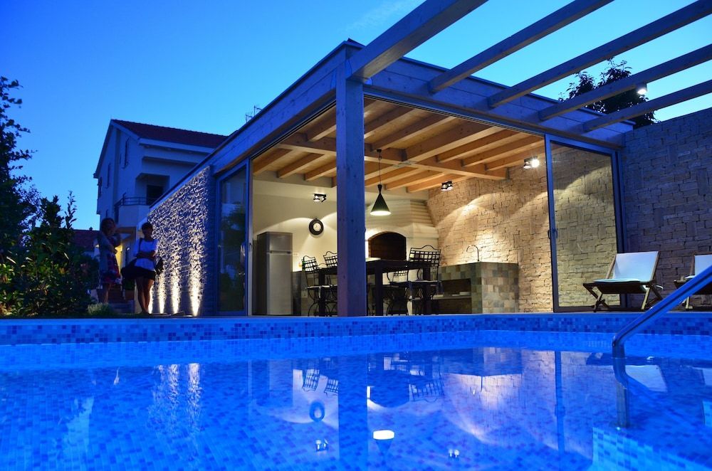 Villa Mirakul 1