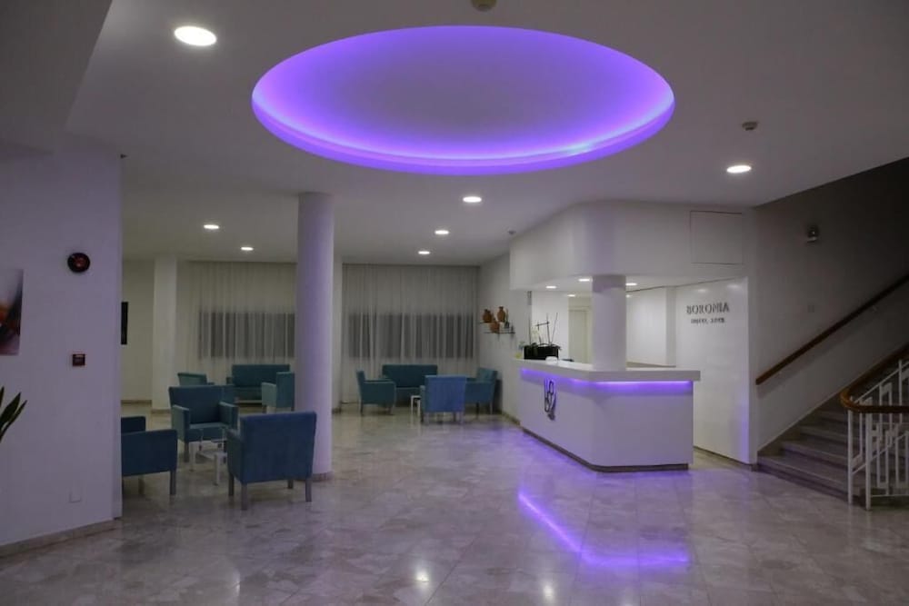 Boronia Hotel Apartments 2