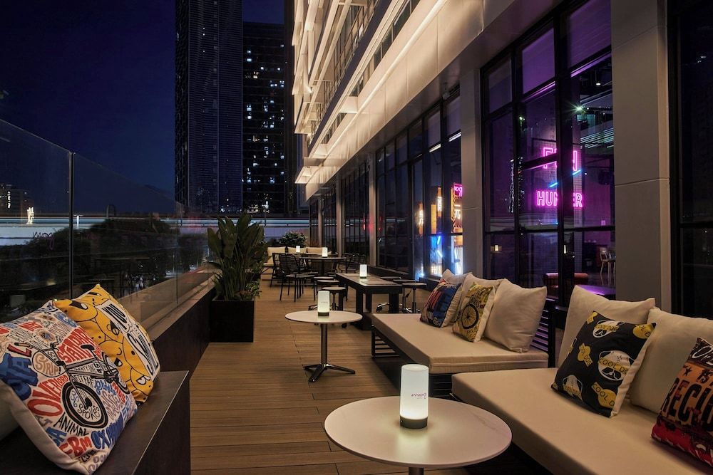 Moxy Shenzhen North Station 1