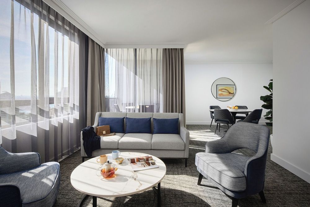 Meriton Suites Pitt Street, Sydney 1