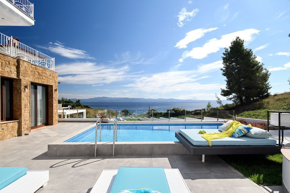 Villa D'Oro - Luxury Villas & Suites 1