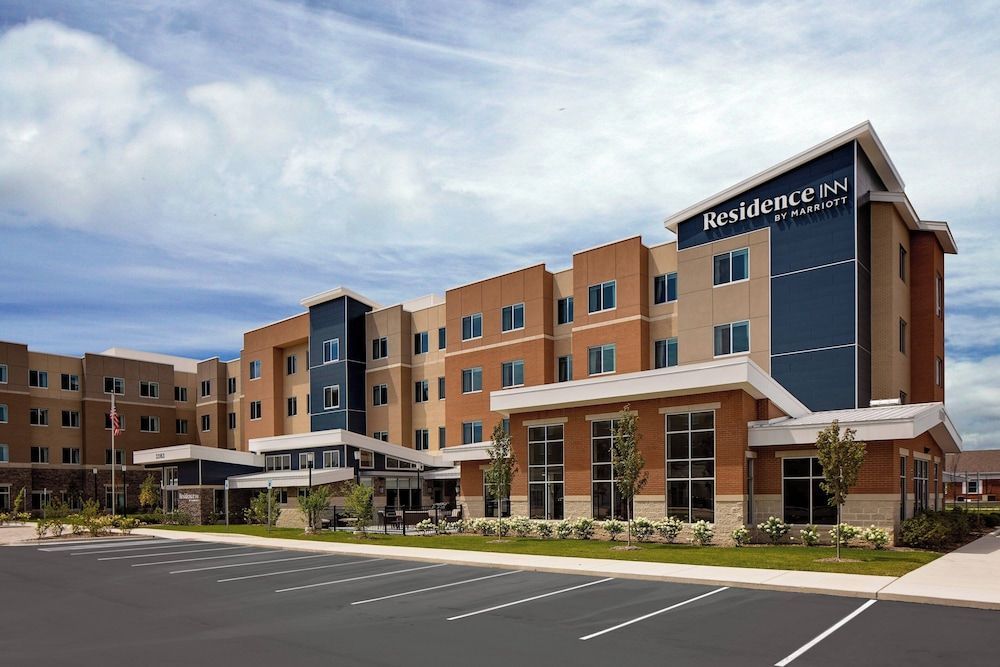 Residence Inn by Marriott Detroit Farmington Hills 1