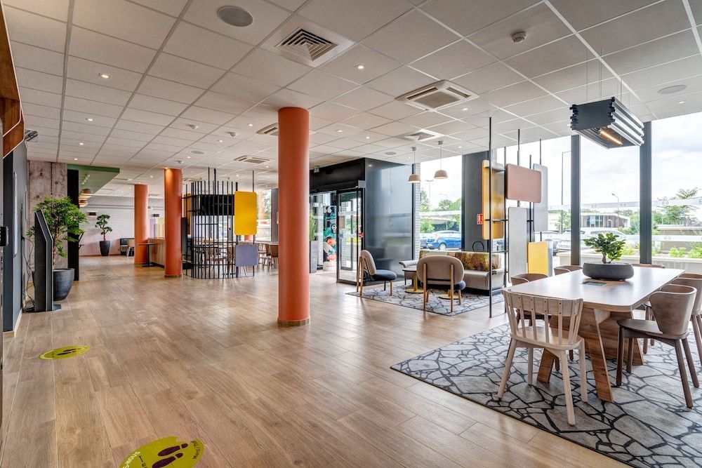 B&B HOTEL Le Port Marly Saint Germain en Laye 2