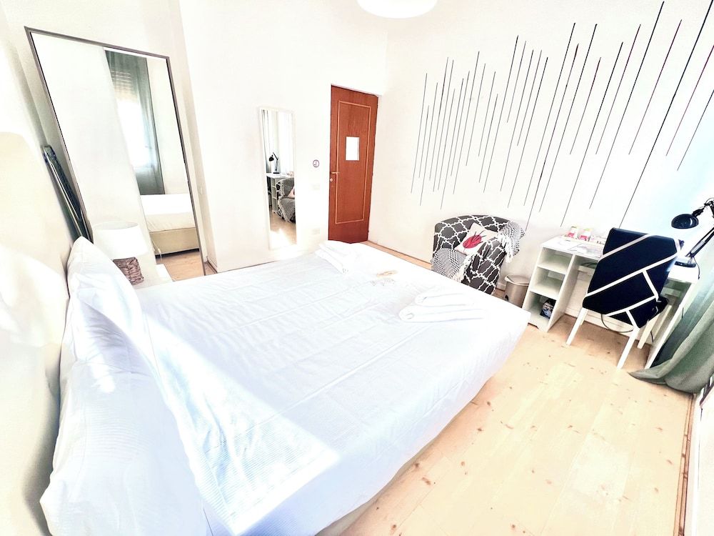 Mia House Roma 1