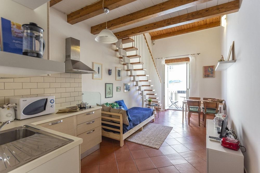Salomone Apt 8 With Balcony by Wonderful Italy 2