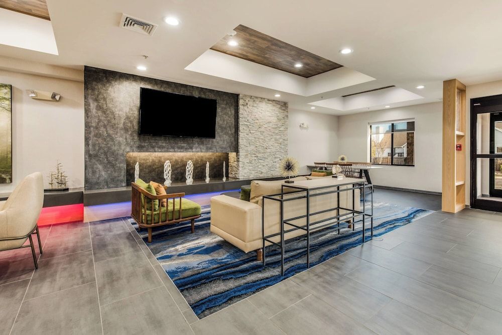 Fairfield by Marriott Inn & Suites Greensboro Coliseum Area 2