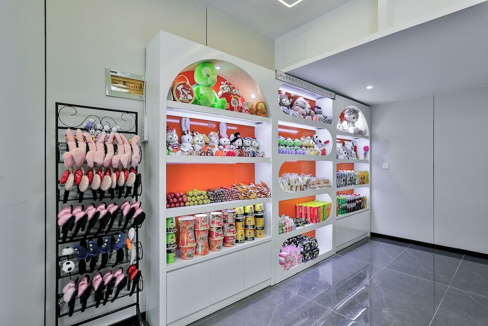 Yinshu Lunas Vila Courtyard Garden Resort Hotel (Shanghai International Tourism Resort Branch) 2