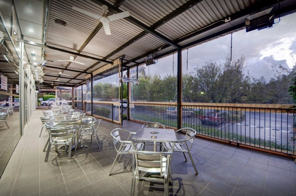 Statesman Hotel 1
