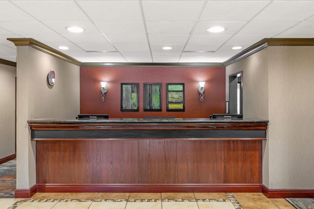 Best Western Cascade Inn & Suites 2