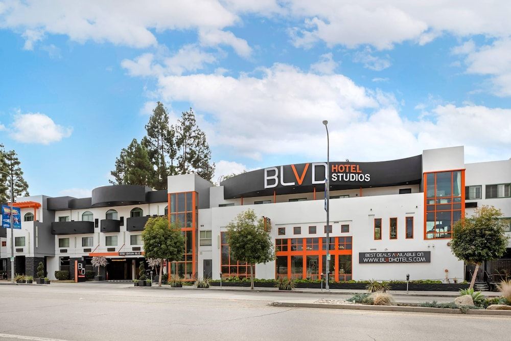 BLVD Hotel and Studios Universal-Hollywood, an Ascend Collection Hotel 1