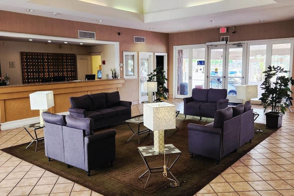 Travelodge by Wyndham Phoenix North 2