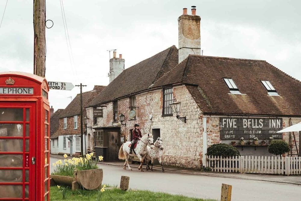 The Five Bells Inn Brabourne 1