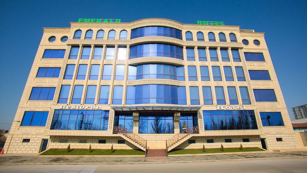 Emerald Hotel Baku 1