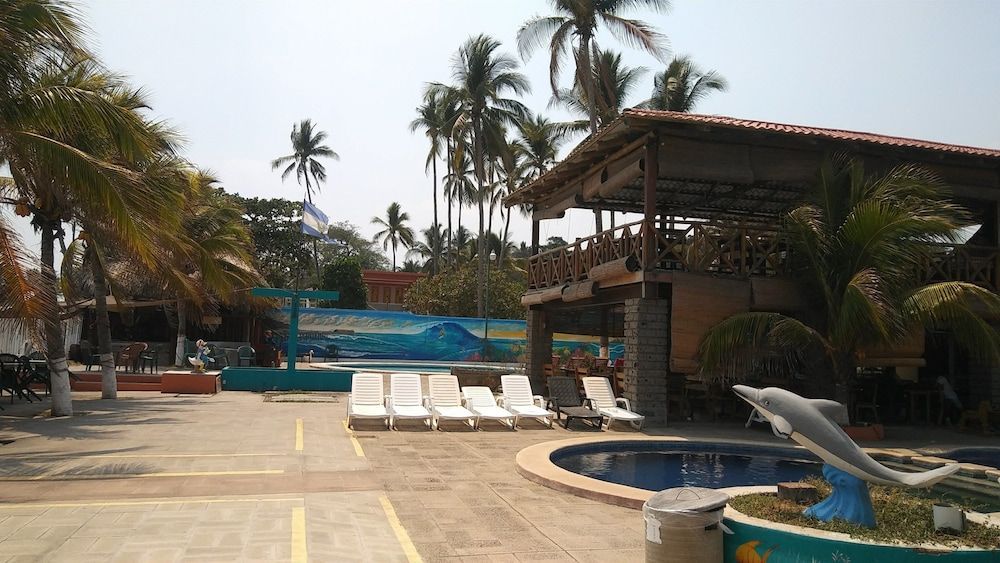 Punta Roca Surf Resort 1