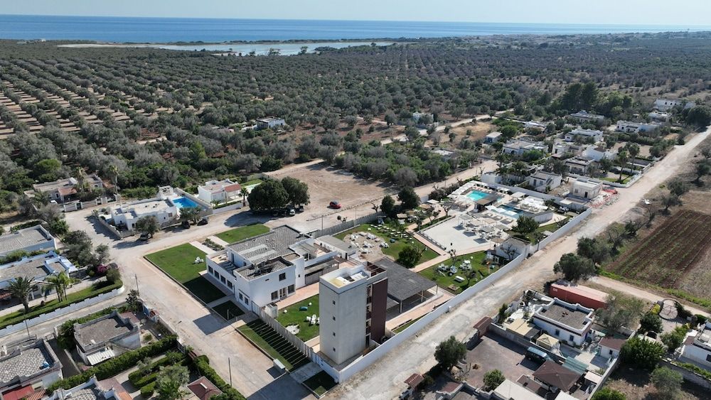 Boomerang Village 4 Stars - Torre Colimena - Punta Prosciutto 1