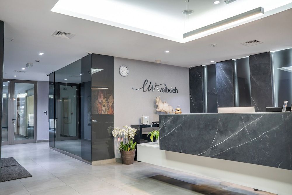 Liv Weibdeh Hotel Suites 2