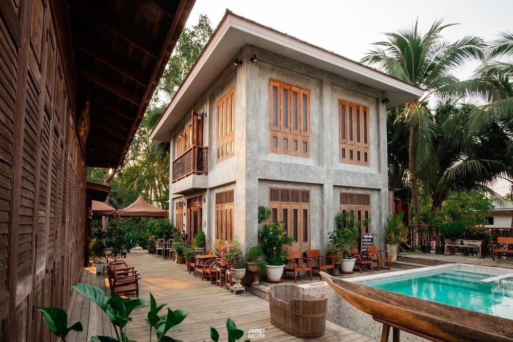 House Of Passion Amphawa 1