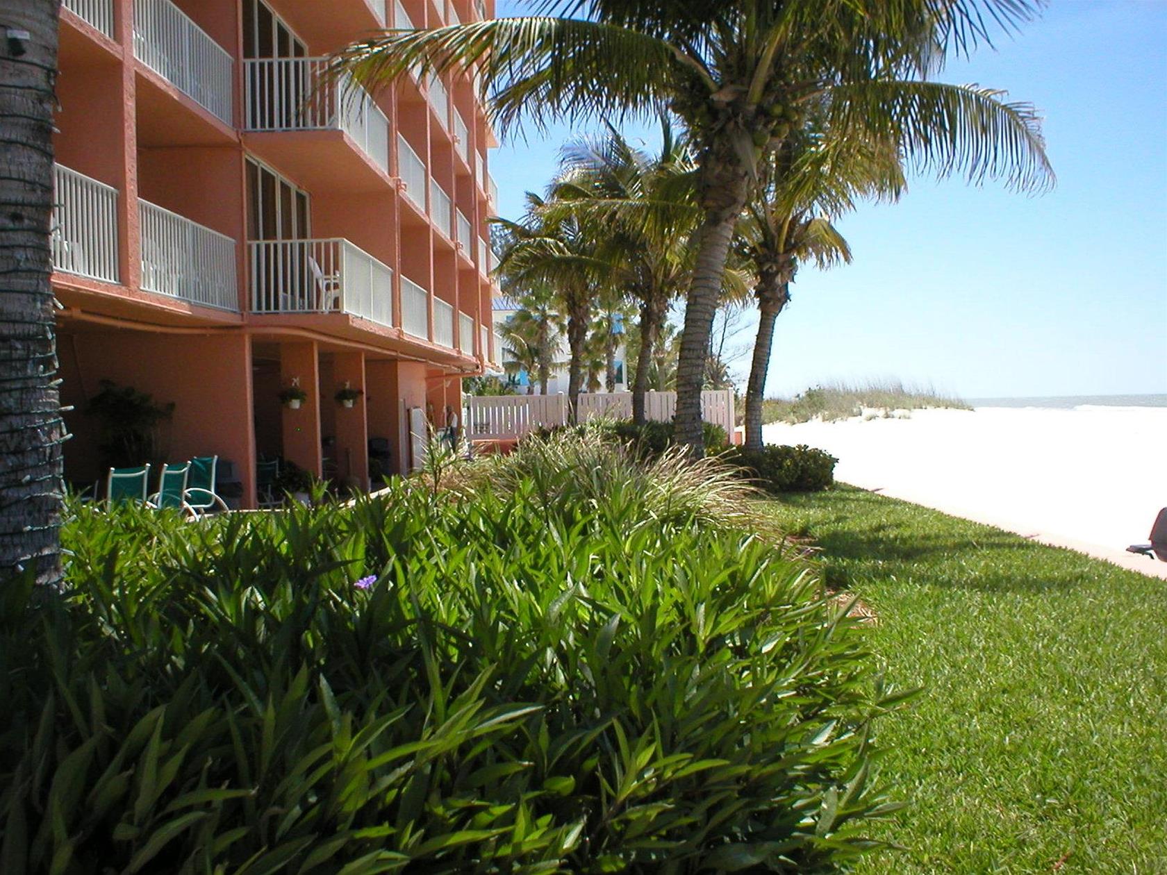 Island Inn Beach Resort 1