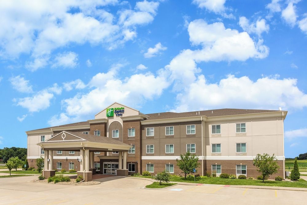 Holiday Inn Express & Suites ALBERT LEA - I-35 by IHG 1