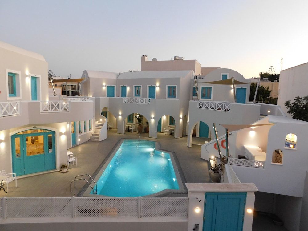 Nikolas Hotel 1