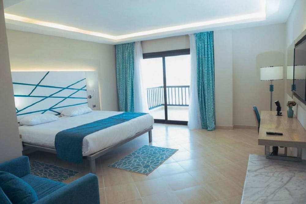 Gravity Hotel & Aqua Park Hurghada Families and Couples Only 2