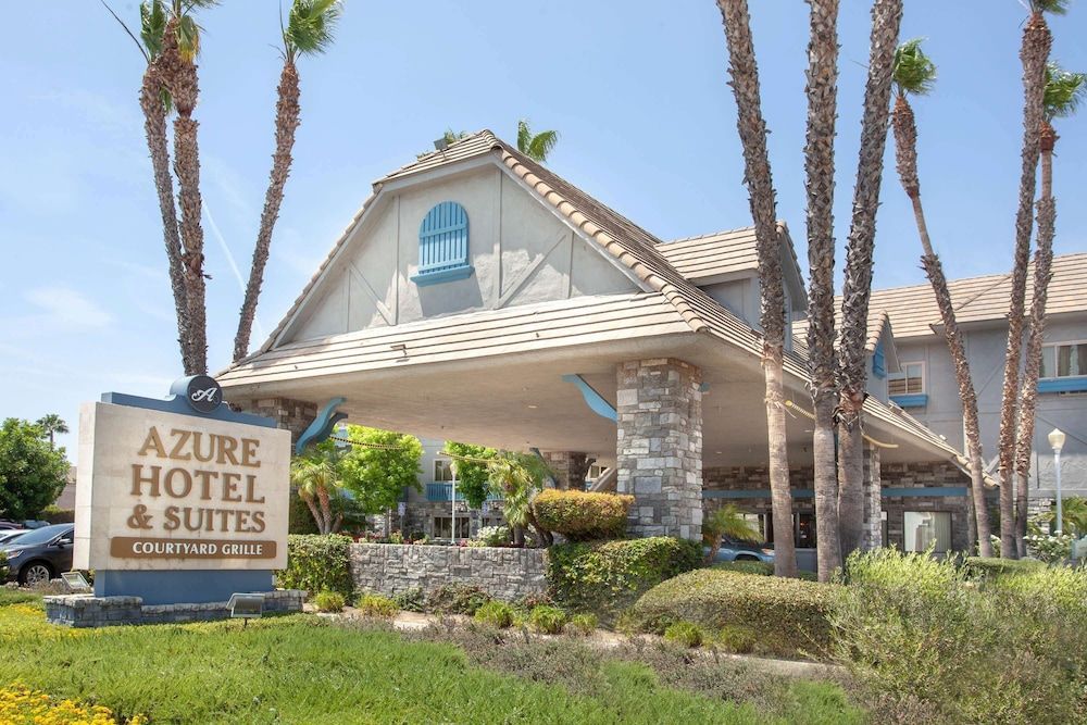 Azure Hotel&Suites Ontario Trademark Collection by Wyndham 1