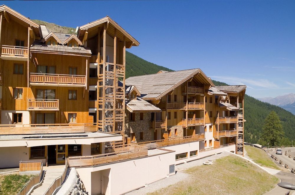 Madame Vacances Les Balcons Des Airelles 1