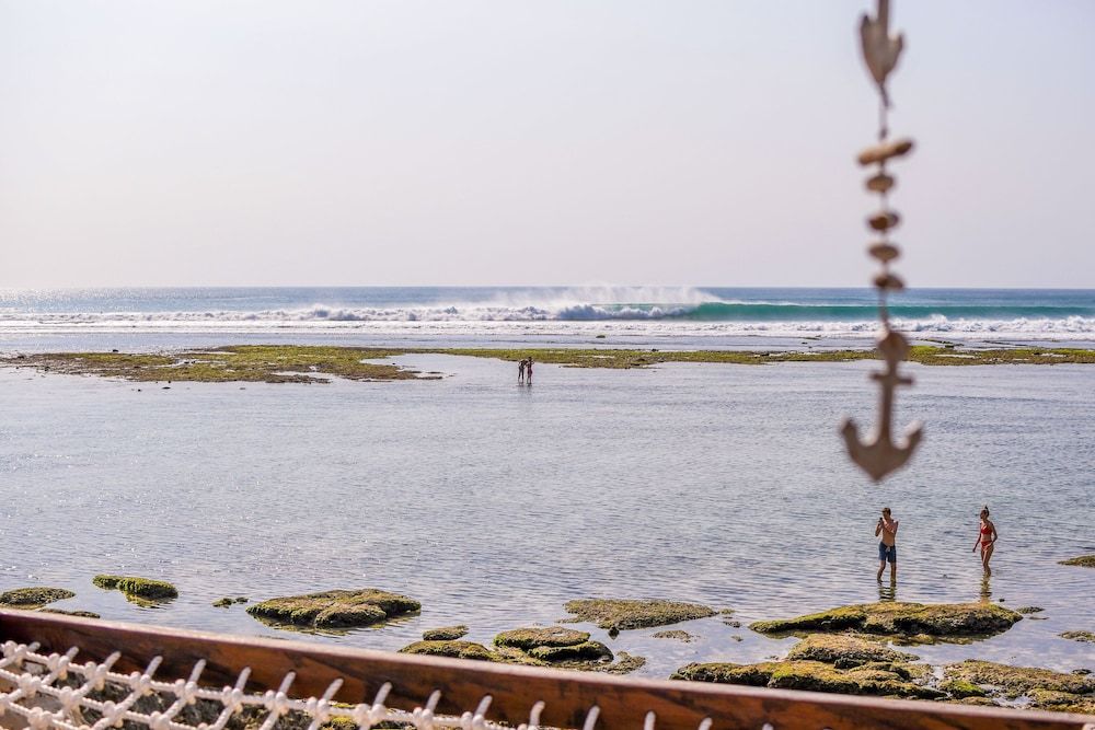 Le Cliff Bali 1