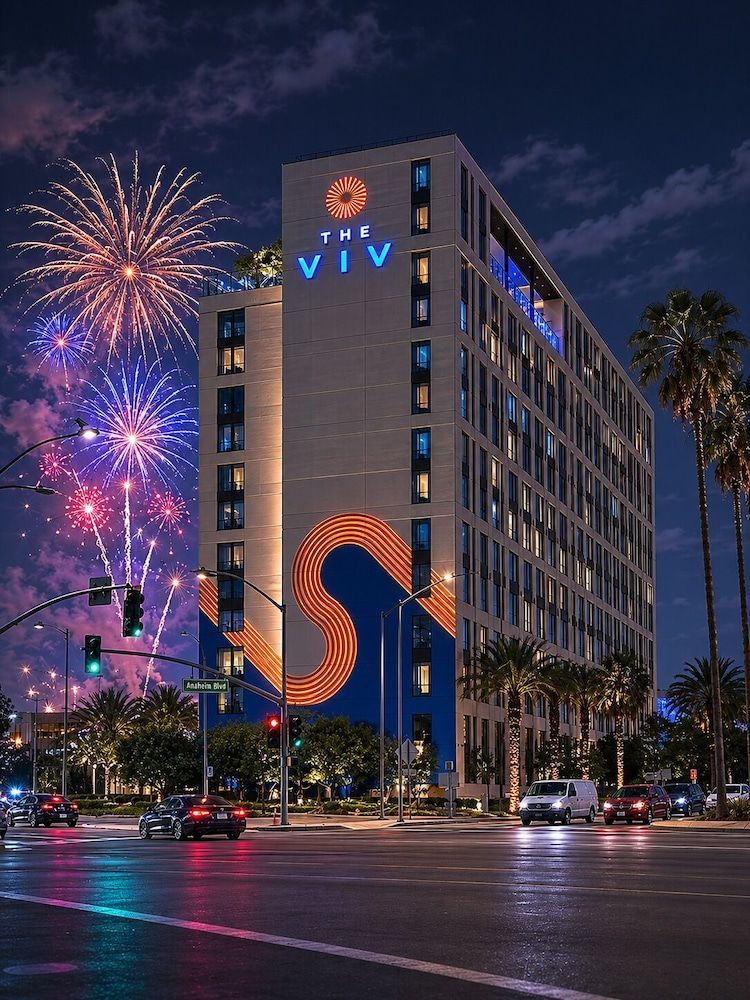 The Viv Hotel, Anaheim, a Tribute Portfolio Hotel 1