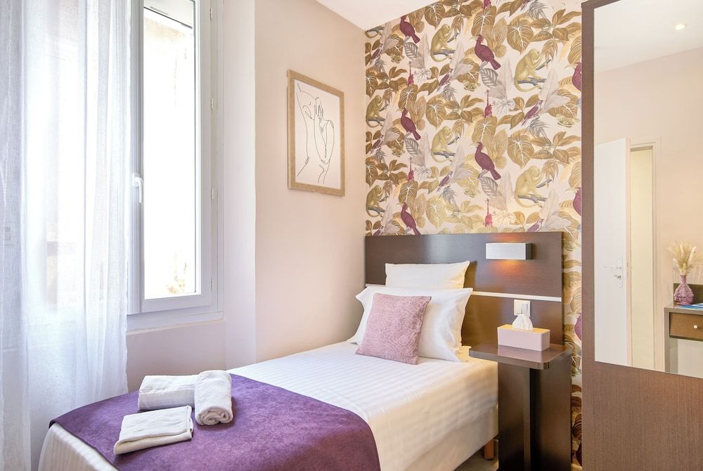 Hotel du Vieux Port 2