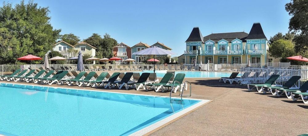 Résidence 1 située dans un Magnifique Village Vacances Familiale 1