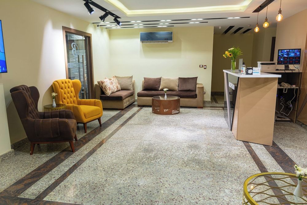 Brother Sphinx Inn 2