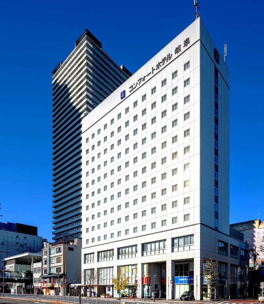 Comfort Hotel Gifu 1