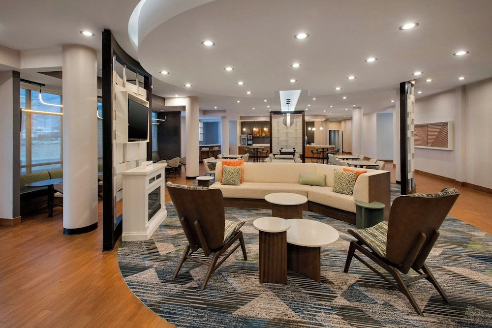SpringHill Suites by Marriott Buffalo Airport 2