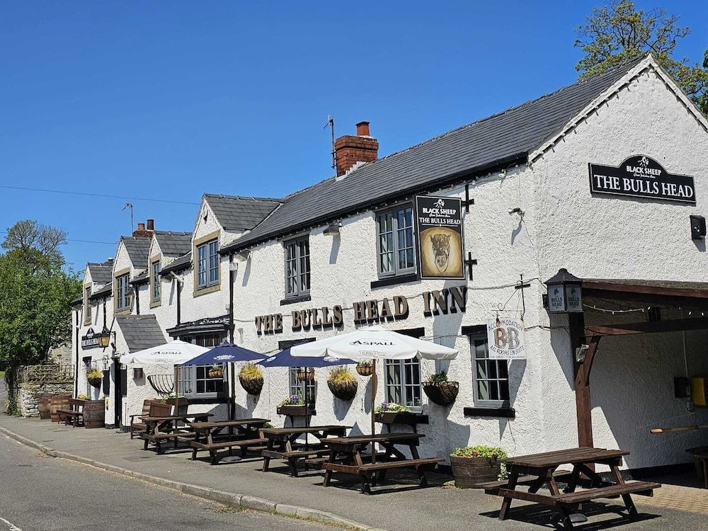 The Bull's Head, Foolow 1